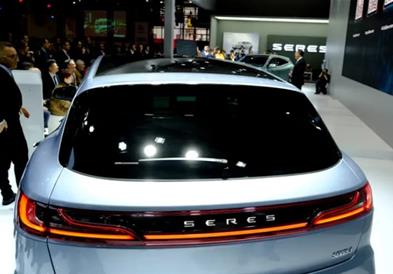 Кинески производител патентира тоалет, вграден во седиште на автомобилот- се активира со гласовна команда 