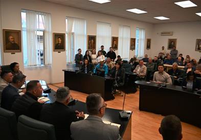 Трипуновски: Кавадарци е еден од најзначајните центри на агросекторот во државата, 7.000 хектари под лозов насад