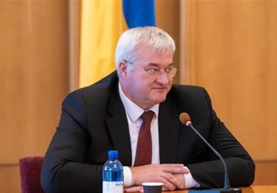 Шефот на украинската дипломатија воспостави контакт со идната унгарска министерка Анита Орбан