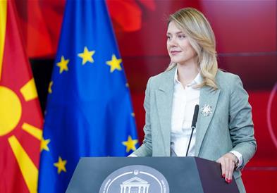 Митева: Носиме мерки што даваат директен ефект врз цените, плинот намален за 5 денари по литар