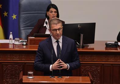 Мицкоски до Беџети: Оваа влада нема да ви дозволи со ситен популизам да играте на чувствата на Албанците