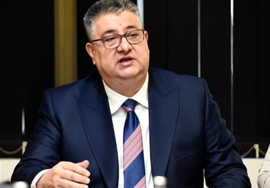 Министерот за јавна администрација со Првомајска честитка