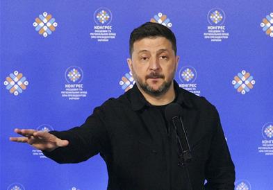 Зеленски: Унгарија ни го врати украденото украинско злато и 82 милиони долари 
