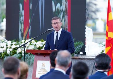 Мицкоски: Нема друга иднина и шанса за успех освен интеграцијата во ЕУ, но нема пазар со идентитетот