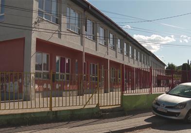 Стабилна е состојбата на повредениот 14- годишник, кој беше прободен со нож во училиште во Ченто