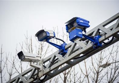 Тошковски најави итна надградба и дополнителна имплементација на „Safe City“ по тешката сообраќајка на скопската обиколница 