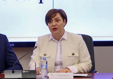 Димитриеска Кочоска: Економијата се стабилизира, фактите и бројките ја побиваат паниката на Венко Филипче и СДС 