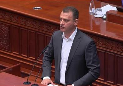 Трајчулески: Државата е во финансиска агонија, буџетот се распаѓа, владата трупа нови долгови