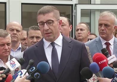 Мицкоски: Посетата на Кошта нема да го смени ставот на Владата за уставните измени