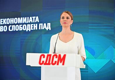 Поповиќ: Лажен патриотизам на Мицкоски, лажни анкети, а наскоро и лажен леб