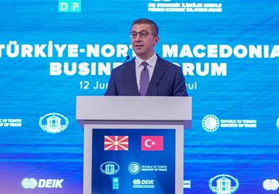 Мицкоски во Истанбул: Учествував на Бизнис форум посветен на бизнис соработката меѓу двете држави