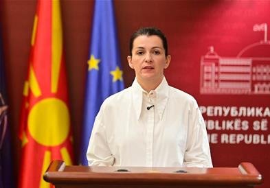 Костадиновска-Стојчевска: СДСМ предлага воведување на државните награди „Блаже Конески“ и „Ремзи Несими“