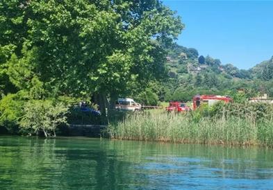 Се урна хеликоптер во Италија: Има жртви