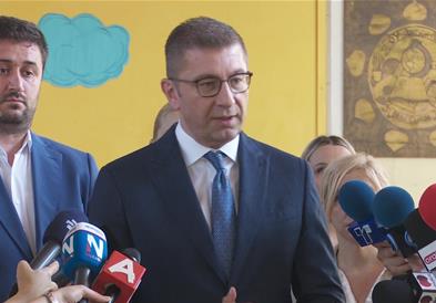 Софија објави доверлива нота за патување на семејството на Мицкоски во Бугарија, премиерот го известил НАТО
