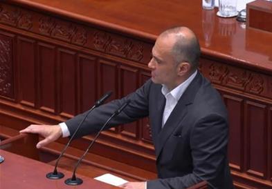 Филипче: Опсесијата на Мицкоски да слика голи поранешни функционери е на граница на невропсихологија