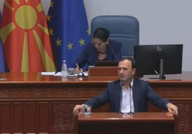Митрески до Кочоска: Зошто 44 милиони евра пари на осигурениците не се префрлени во вториот столб - кој ќе ја надомести штетата?  
