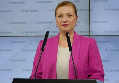 Василевска: Дали за СДС патот до ЕУ е преку бегање од работни групи и негласање за реформски закони?