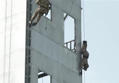 Командантот на сојузничките сили на НАТО за Европа Гринкевич во посета на Македонија