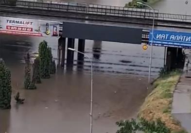 ЦУК за последиците од невремето: Најпогодени се општините Кисела Вода, Чаир, Бутел и Гази Баба