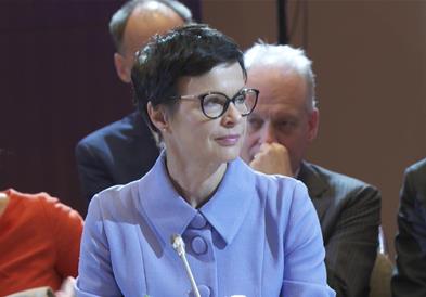 Кос: Доаѓам во Скопјe за да охрабрам прогрес во преговорите за пристапување