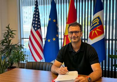 360 полуматуранти од Ѓорче Петров добиваат еднократна финансиска поддршка од 5.000 денари