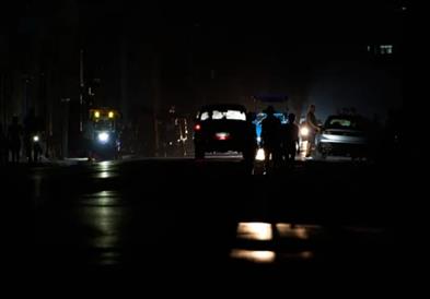 Куба и натаму во темнина- протести низ земјата, САД не отстапуваат од санкциите (ВИДЕО)