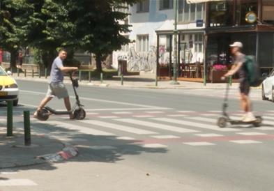 Полицијата почна да „лови“ несовесни возачи на тротинети – стапи на сила новиот закон 