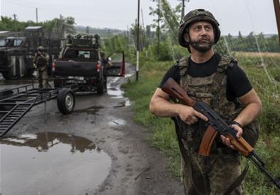 Украина предупредува на нова руска тактика: Со дронови гаѓаат цивили (ВИДЕО)