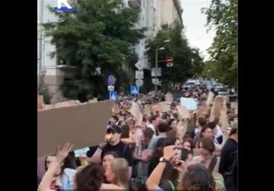 Демонстрации во Киев, се бара враќање на фукцијата на сменетиот министер за одбрана Федоров