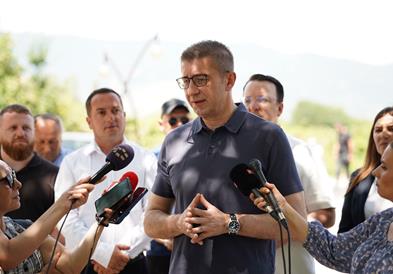 Мицкоски од Дебарца: Со поддршката за општините се реализираат околу 1.200 проекти низ државата
