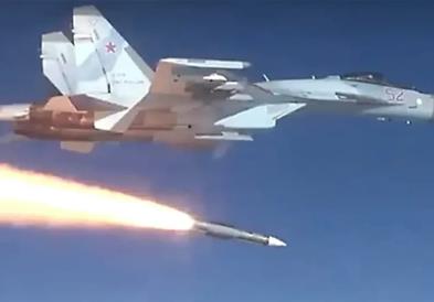 Украински Ф-16 собори руски Су-35 во прва воздушна битка во историјата, се огласи американски генерал (ВИДЕО)