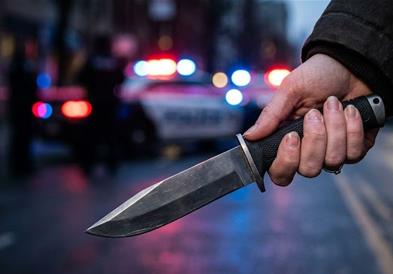 Четири мажи избодени со нож во центарот на Лондон, жена уапсена