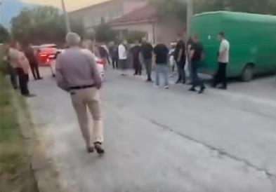 СДСМ: Во Ново Село Организираната криминална група прати насилници да ги тепаат младите - затоа што се плашат од вистината!