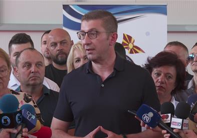 Мицкоски: Во Белгија немав политички средби, но имав состаноци со инвеститори