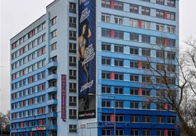 Германска банка финансирала еден од најголемите бордели во Европа, сега е под истрага