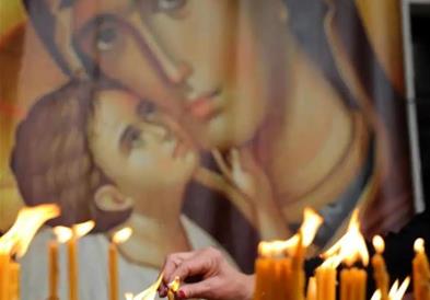 Православните верници денеска го слават празникот Успение на Пресвета Богородица
