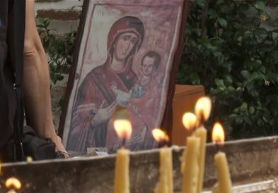 Православните верници денеска го празнуваат Успението на Пресвета Богородица