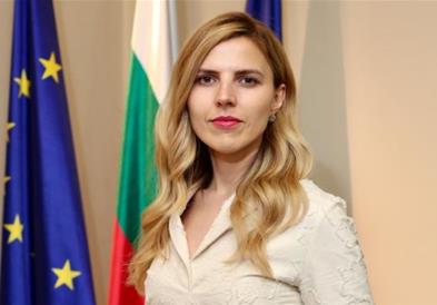 Петрова Чамова: Не постои политичка волја кај власта во скопје да почне да го спроведува договореното