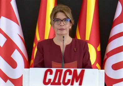  Борозан: На кого Мицкоски му ги поклонува водата, земјата и струјата за дата центри?