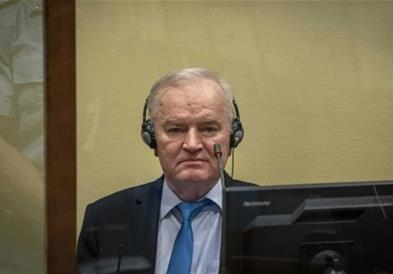 Погребот на Младиќ во понеделник во Белград, Вучиќ нема да присуствува поради службени обврски