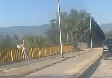Повисока казна за паркирање, отколку за фрлање ѓубре во река: Парадокс во казнената политика
