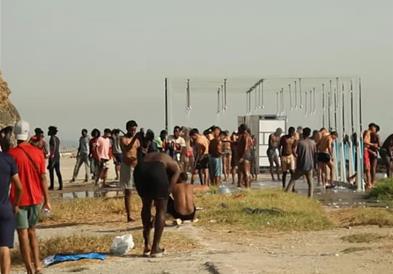 Шпанија го забрзува враќањето на мигрантите во Мароко со итно решавање на барањата за азил