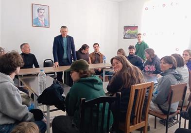 Стерјовски во Пустец со студенти по историја од Брисел: За положбата и предизвиците на Македонците во Албанија