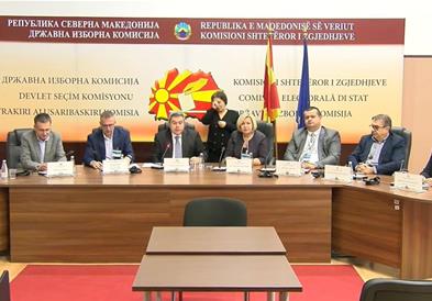 Стојанчо Радичевски од ВМРО-ДПМНЕ И Аркин Јахији од наи одат во втор круг во Брвеница