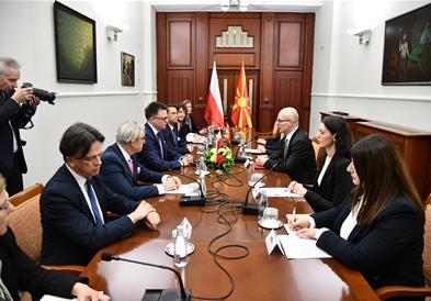 Милошоски – Холовња: Продлабочување на парламентарната соработка и континуирана поддршка од Полска за европските интеграции