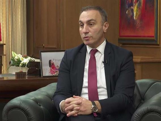 Уапсен Артан Груби