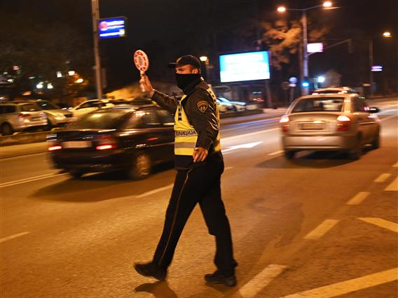 Приведени пијани возачи од Велес и Тетово, возач од Кочани возел во спротивна насока на кружен тек