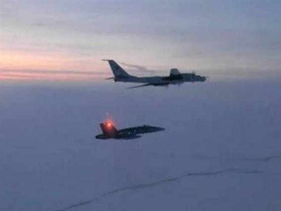 Руски воен авион поминал преку зоната на против воздушна одбрана на САД