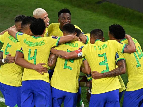 Бразил закажа 1/4 финале против Хрватска 