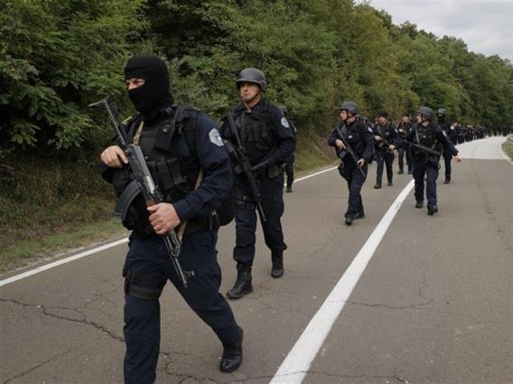 Тензично на Косово,Белград разгледува можност да врати околу илјада свои трупи на северот?